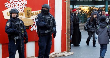بالصور.. احتفالات الكريسماس فى أوروبا بالنكهة العسكرية بعد حادث برلين 