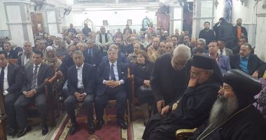 أسرة مجدي مكين تحيي ذكراه الأربعين بحضور 3 أساقفة وشخصيات عامة