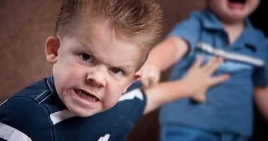  أعراض "الهوس بالعنف".. متى تعرض طفلك على مختص للعلاج؟