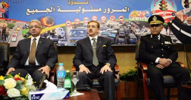 بالصور.. رئيس لجنة النقل بالبرلمان: انتهى دور عسكرى المرور والحل فى التقنيات الحديثة