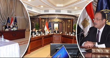 لواء الداخلية يرفع "لواء مصر".. رسائل الوزير قبل الكريسماس: لا مساحة للتراخى ونتعامل بحسم مع محاولات النيل من الوطن.. صراعات الجوار تمثل عبئا أمنيا مع احتمال تسلل المتطرفين.. ولن نقبل أى تجاوز بالجهاز