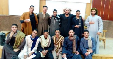 بالفيديو.. طلاب "هندسة سوهاج" يحتفلون بتخرجهم بـ" تحدى مانيكان صعيدى"