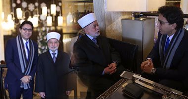 محمد حسين مفتى القدس والديار الفلسطينية: منع زيارة القدس يخدم المحتل وعلى الجميع شد الرحال لــ"الأقصى".. إرهاب إسرائيل أبشع من المتطرفين.. الحفريات تهدد بنيان " أولى القبلتين".. ونواجه عمليات التهويد