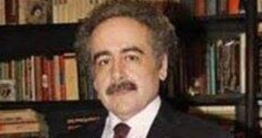 "سياسات العولمة والهوية" محاضرة لـ علاء عبد الهادى فى جامعة حلوان