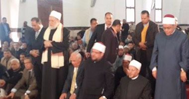 وزير الأوقاف ومفتى الجمهورية يصلان المسجد العباسى ببورسعيد