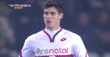 لاعب جنوى الصغير يعادل إنجاز أسطورة روما فى الكالتشيو بعد 80 عاماً