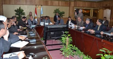 إنهاء معوقات مشروع المنطقة الاستثمارية على مساحة 34 فدانًا بشركة غزل المحلة