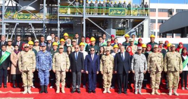بالصور.. السيسي: "محدش مميز على حد فى تنفيذ المشروعات غير بالإدارة والانضباط"