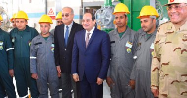 بالصور.. الرئيس السيسي يوجه بالانتهاء من مجمع الأسمدة بالعين السخنة يونيو 2018