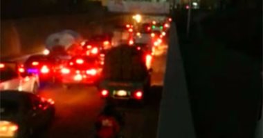 بالصور.. توقف حركة المرور بكوبرى كفر الزيات فى الغربية لأعمال صيانة