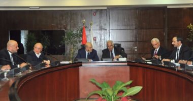 وزيرا النقل والسياحة يبحثان تدعيم سياحة سفن الكروز عبر ميناء الإسكندرية