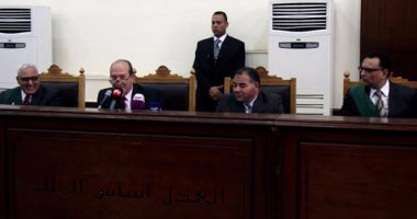 تأجيل محاكمة "بديع" و 13 آخرين بـ"أحداث البحر الأعظم" لـ8 فبراير