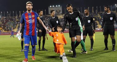 حصاد 2016.. لحظات مؤثرة لا تنسى بالملاعب فى عام المشاهد الإنسانية