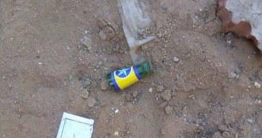 بالصور.. العثور على "كحول وبيرة و آى دى" داخل فناء مدرسة بفيصل