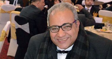 كواليس استبعاد بيومى فؤاد من مسلسل "عفاريت عدلى علام" للزعيم عادل إمام
