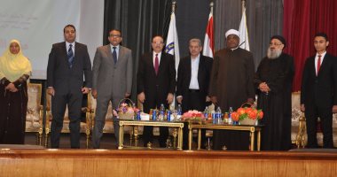 بالصور.. محافظ بنى سويف: الشباب هم الركيزة الأساسية فى التنمية