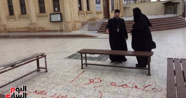 بالصور.. راعى كنيسة العذراء بدمياط الجديدة: طلبت تعلية السور وزيادة الأضواء