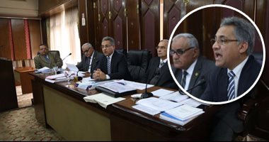بالصور.. انقسام بين الحكومة والبرلمان حول النظام الانتخابى للمحليات.. اتفاق على إعادة النظر فى عدد أعضاء المجالس المحلية.. وتحذير من عدم دستورية القانون.. ونواب يطالبون بتمثيل مناسب للأقباط
