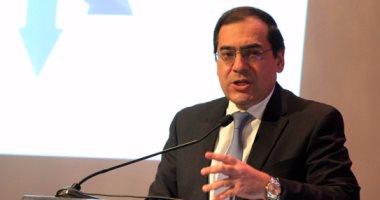 البترول: 2017 يشهد بداية الإنتاج لحقل أتول بمعدل 300 مليون قدم مكعب غاز يوميا