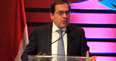 وزير البترول من لندن للقاهرة لاستكمال أعمال جمعيات شركات البترول