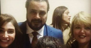 روجينا تهنئ مجدى كامل بعد حصوله على الماجستير: مبروك يا رفيق الرحلة