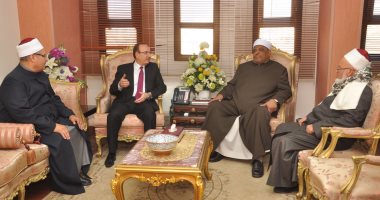 محافظ بني سويف يستقبل  عباس شومان وكيل الأزهر الشريف
