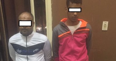 القبض على عاطلين قبل ترويجهما 10 آلاف قرص مخدر بمنطقة السيدة زينب