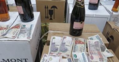 شرطة النقل تضبط 96 عبوة خمور بحوزة راكب فى محطة سكك حديد المنيا