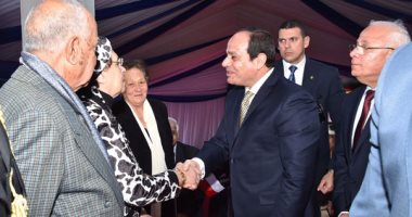 بالصور.. السيسى: التنمية تأخذ وقتا والأنفاق الجديدة ستربط بورسعيد بالمنطقة الصناعية