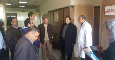 بالصور.. نائب بالمنوفية يتفقد مستشفيات الحميات والمخ والأعصاب والصدر
