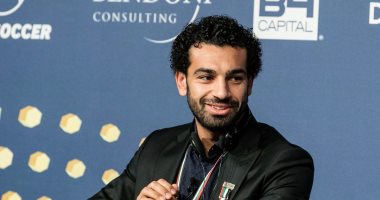 محمد صلاح: "جائزة الكاف لا تعنينى.. والبطولات الجماعية أهم"