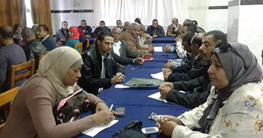 بالصور.. تنفيذ برنامج التدريب والسلامة الصحية بالتعليم الفنى بالأقصر