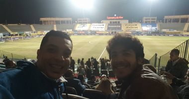 مباراة القمة.. نجل محمد حلمى يؤازر والده من مقصورة بتروسبورت أمام الأهلى