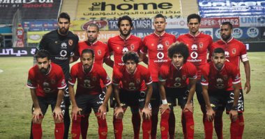 الأهلى يتدرب على فترتين.. واستعدادات حمراء لمشاهدة نهائى الكان