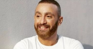 أحمد السقا لـ"محمود عبد المغنى": إنت موهوب وتستاهل كل خير