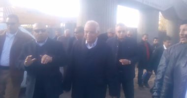 بالصور.. وزير النقل يتفقد أعمال الدائرى الإقليمى بالمنوفية