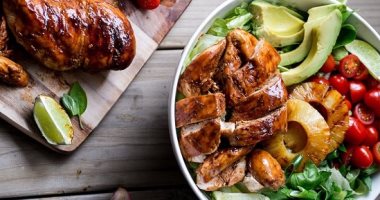 طريقة عمل سلطة فراخ الباربكيو بالأناناس.. بالصور والخطوات