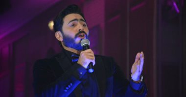 على الحجار: ألبوم تامر حسنى سابق لجيله وجيلنا..والنجم يرد: شهادتك وسام على صدرى