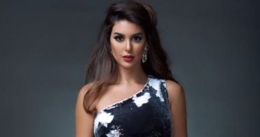 ياسمين صبرى تحذر من انتحال شخص لاسمها على "فيس بوك"