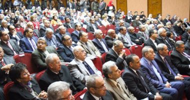 بالصور.. وزير التعليم العالى: رغم إنتاج البحث العلمى المتميز المجتمع لا يشعر بنا