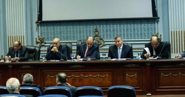 الثروة السمكية تطالب بتجميد قرار نقل تبعية مقر الهيئة بالقاهرة الجديدة