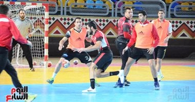 16 لاعبًا بقائمة منتخب كرة اليد فى مونديال فرنسا.. وخروج فلفل