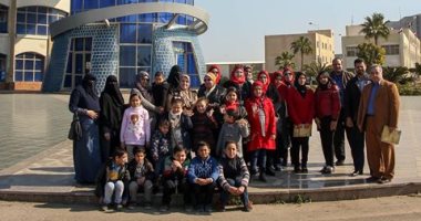 وفد من مكتبة مصر العامة يزور ميناء دمياط
