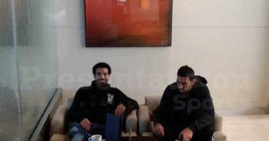 محمد صلاح يصل معسكر المنتخب استعداداً لأمم الجابون