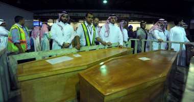 بالصور.. وصول جثامين الضحايا السعوديين فى هجوم اسطنبول إلى مطار جدة