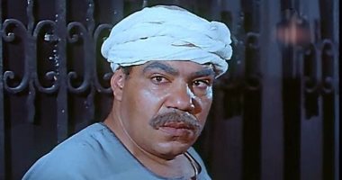 نجل الفنان الراحل على الشريف يحيى ذكراه على "فيس بوك"