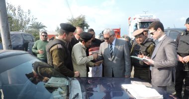 بالصور.. مدير أمن البحيرة فى جولة مفاجئة على الخدمات بالطريق الزراعى