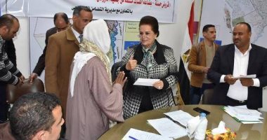 نائب محافظ البحيرة تسلم تبرعات جمعية الأورمان للأسر الأكثر احتياجًا
