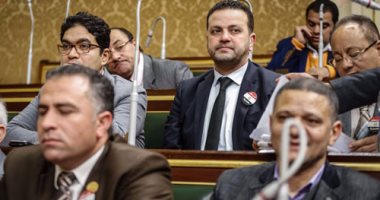 بالصور... نائب بالجلسة العامة: "السوق مليان حديد صينى غير مطابق للمواصفات"