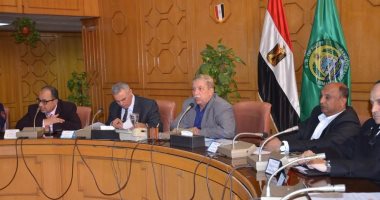 محافظ الاسماعيلية يناقش إنشاء مزرعة إنتاج حيوانى مع مؤسسة مصر الخير